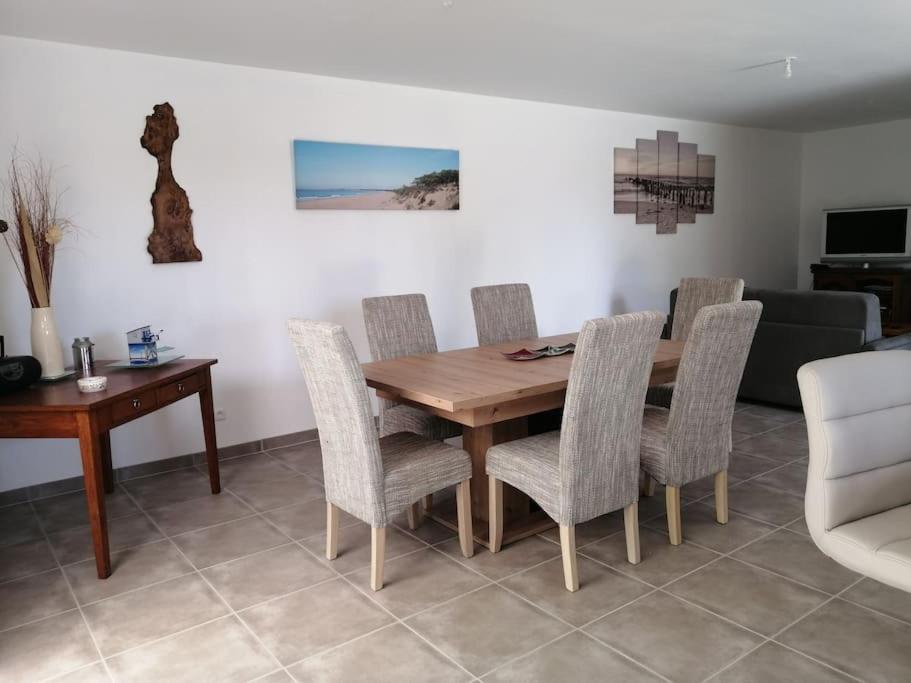 Maison Proche De Royan A Sur Gironde 2 *